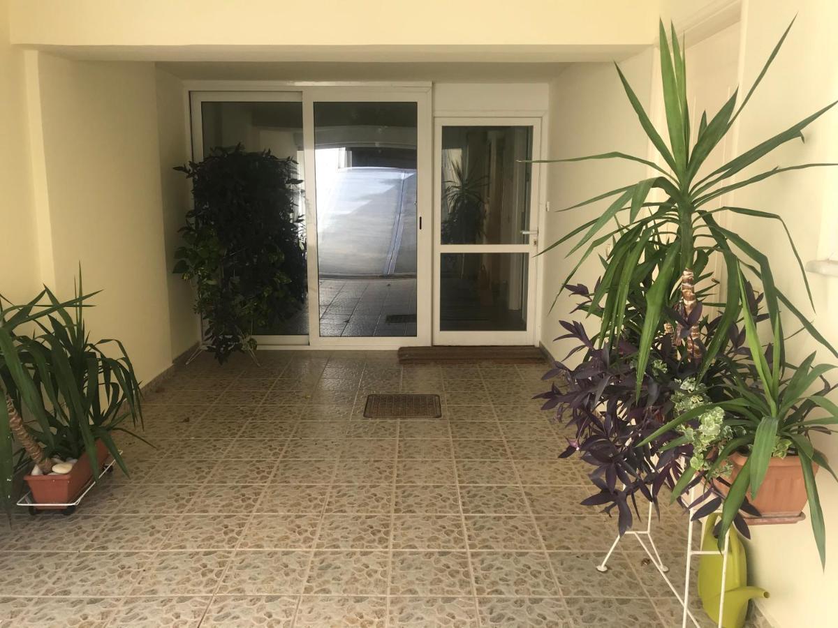 أثينا Wonderful Playroom Apartment المظهر الخارجي الصورة